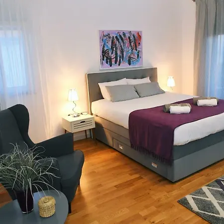Apartament Valis