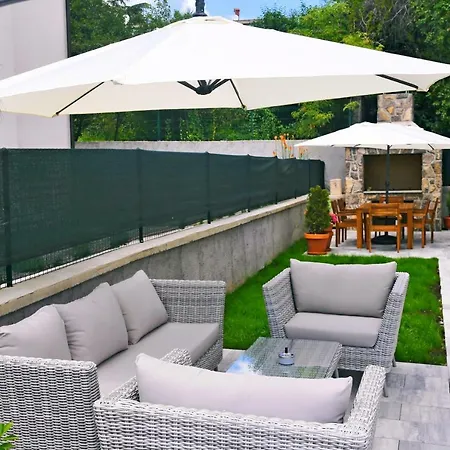 Apartment Valis *